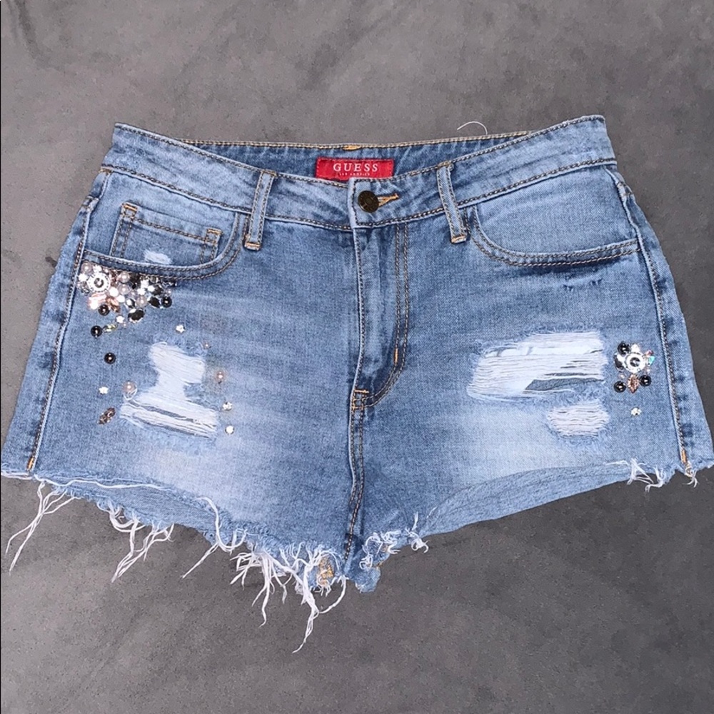 Women’s Guess shorts